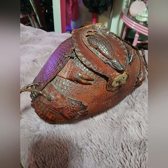 Vintage Rare Armadillo Purse - Picture 2 of 5